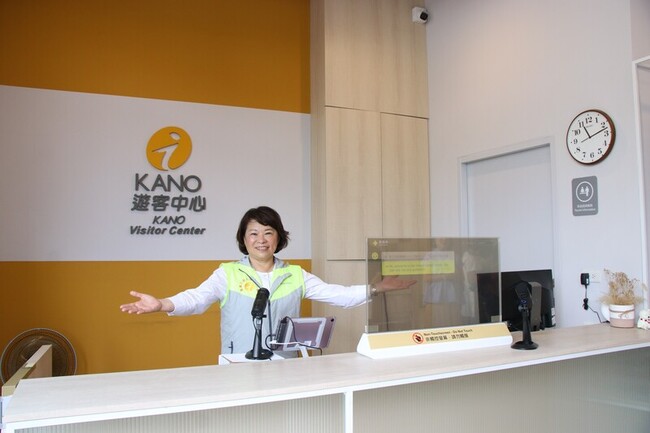 嘉市2遊客中心設AI雙向翻譯機　14國語言開口就通 | 華視新聞