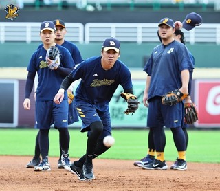 台灣大賽G4兄弟打序複製貼上　派最好投手羅戈先發