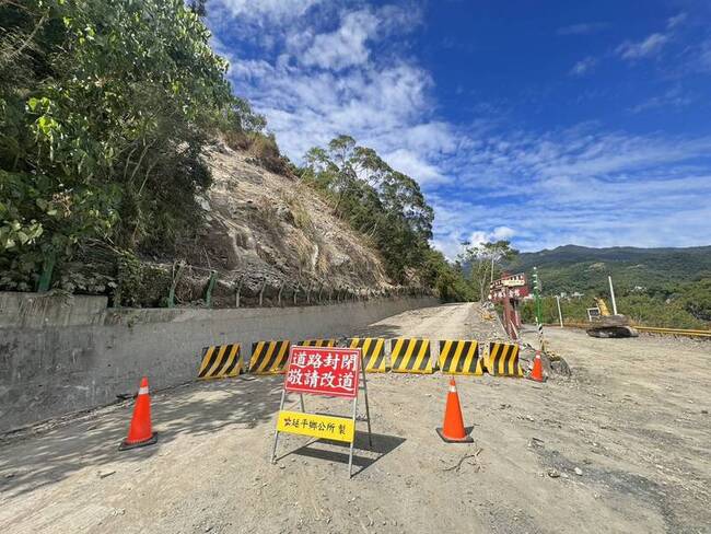 台東紅葉部落封路近月觀光冷清　議員促加快修復 | 華視新聞