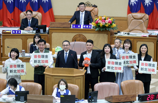 綠籲普發4.6萬　侯友宜：債都還沒還完要如何發 | 華視新聞