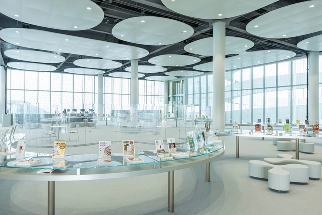 台中綠美圖啟動試營運　文創品贈首批入館民眾 | 華視新聞