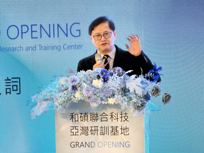 和碩研發中心落腳高雄　童子賢：支援南亞與東南亞製造 | 華視新聞