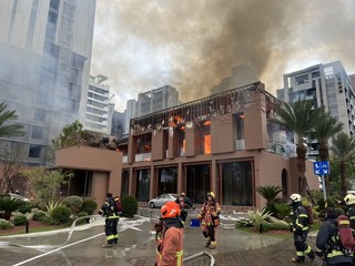 新北新店木造樣品屋火警　半小時撲滅無人受困