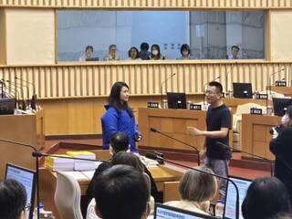 因應熱傷害職災　屏議員建議縣府編預算補助風扇衣