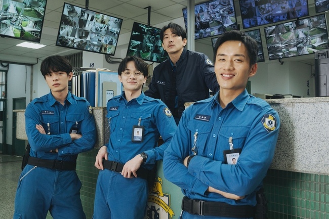 陳澤耀飾監所管理員　對戲施名帥虧講一套演一套 | 華視新聞