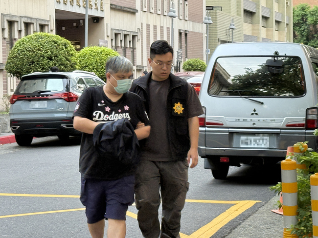 黃牛集團搶GD演唱會門票販售牟利　檢警拘提移送3人 | 華視新聞