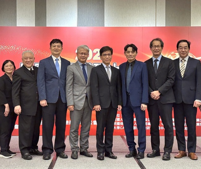 風險管理論文獎頒獎　彭金隆盼人才更豐厚產業更健全 | 華視新聞