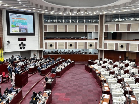 市場改建恐影響電動公車政策　北市盤點市有地因應