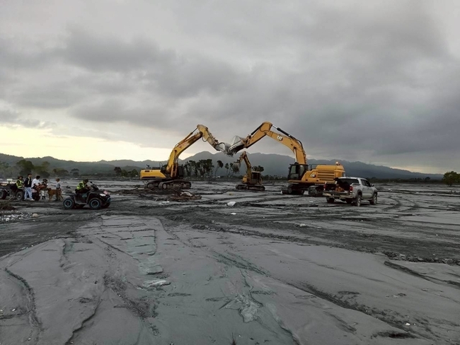 光復洪災5人失聯  花蓮消防局招標重機械投入搜尋 | 華視新聞