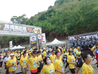 馬祖馬拉松今登場　跑者挑戰高難度「鋼鐵」賽道
