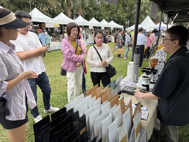 台灣咖啡節聚集上百家業者　多層次味蕾體驗 | 華視新聞