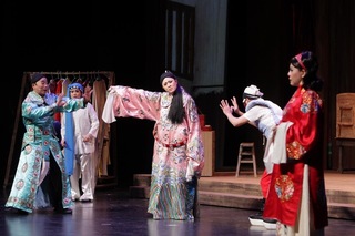 明華園「散戲」亮相新加坡  台灣歌仔戲感動國際觀眾