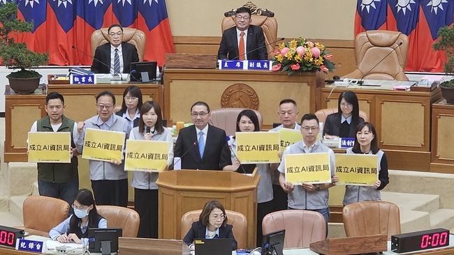 民代促市府成立AI資訊局　侯友宜：朝此方向走 | 華視新聞