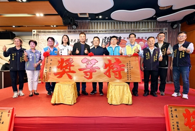 苗栗優質大閘蟹評鑑　吳克豐讓蟹吃好吃飽奪特等獎 | 華視新聞