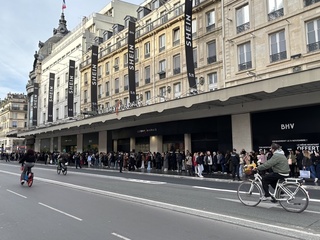 Shein涉情趣娃娃爭議未歇  門市開幕巴黎人仍排長龍