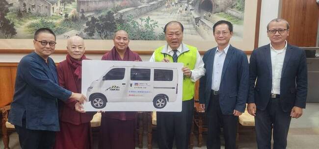 跨海捐車送暖　助澎湖身障者交通更便利 | 華視新聞