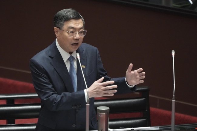 健保補充保費改革爭議　卓榮泰：非既定要實施政策 | 華視新聞