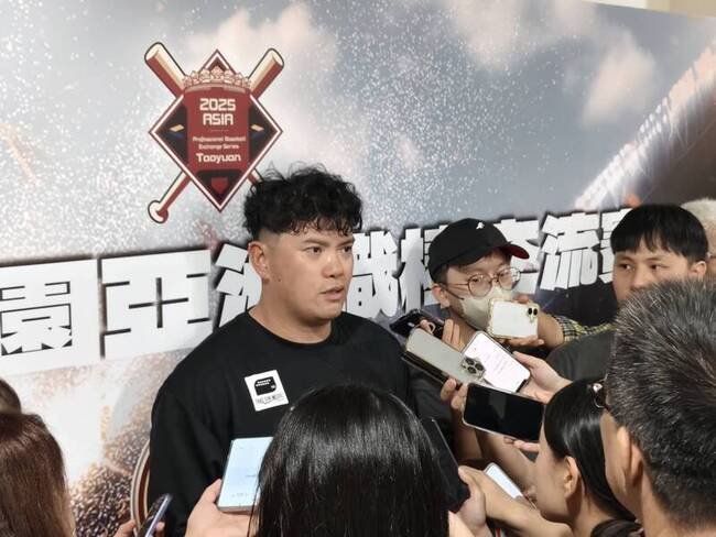 宋家豪經歷傷勢回歸「踏出第一步」　開心家鄉獻技 | 華視新聞