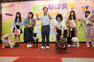 屏東金腳印獎頒獎　毛孩家庭溫馨交流