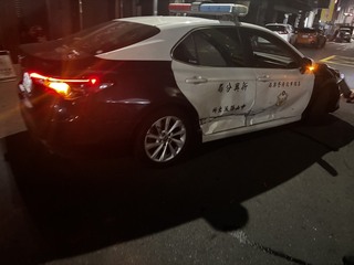 男子涉毒駕拒檢衝撞員警　高雄警開6槍追緝中