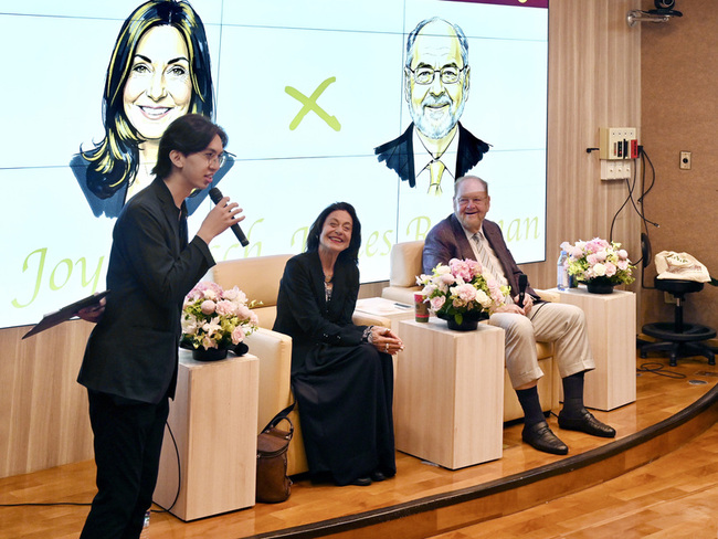 諾貝爾獎得主羅思曼訪台大 勉唯熱愛才能堅持科學路 | 華視新聞