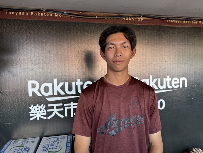 曾家輝赴橫濱訓練調整機制有收穫　盼交流賽展成果 | 華視新聞