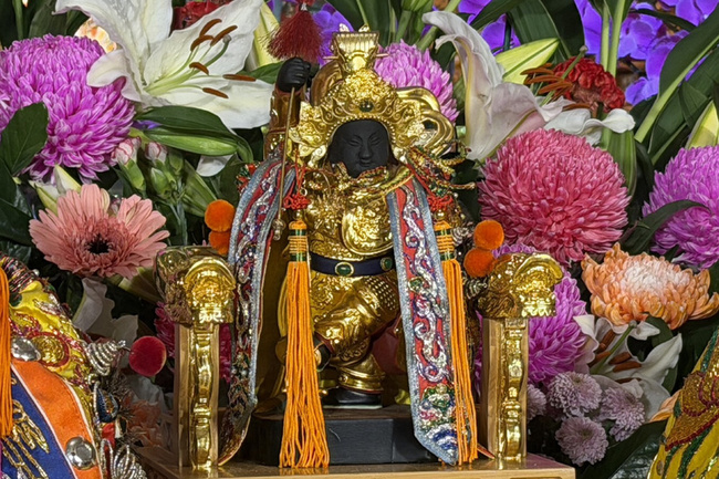 台南鄭仔寮福安宮百年神像風化 3D掃描復刻容貌回春 | 華視新聞