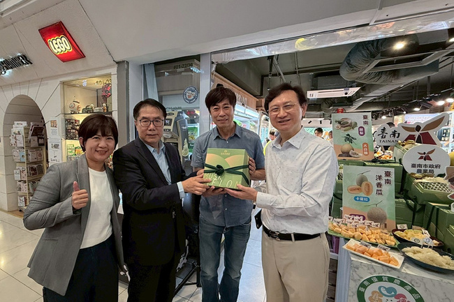 黃偉哲赴新加坡行銷台南農產　力薦洋香瓜與大白柚 | 華視新聞