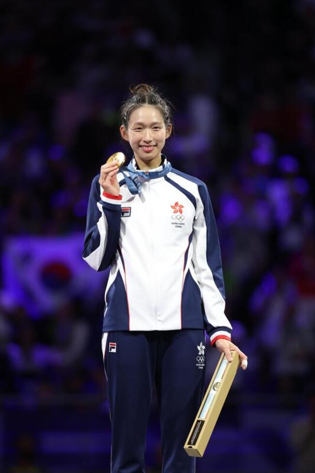 香港奧運劍擊金牌江旻憓  參選立法會旅遊界引熱議 | 華視新聞