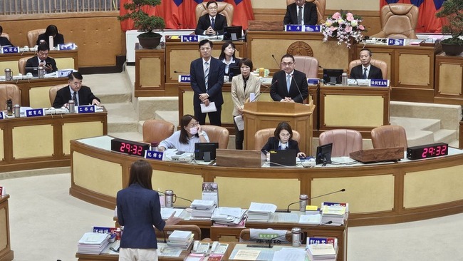 新北大巨蛋選址　侯友宜：要有兒童樂園等規劃 | 華視新聞