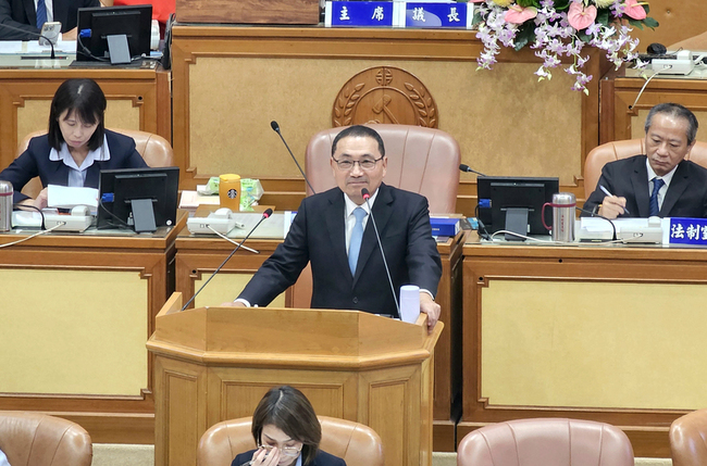 議員建議淡江大橋納新台幣改版　侯友宜：認同 | 華視新聞