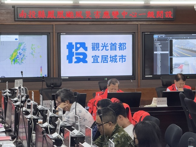 南投未停班課臉書被灌爆 許淑華：依科學判斷較正確 | 華視新聞