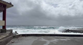 颱風鳳凰影響　屏東山區撤逾400人、東琉線再停航