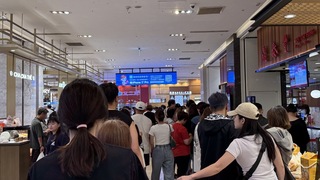 高雄颱風假下午風雨轉強　百貨公司提前打烊