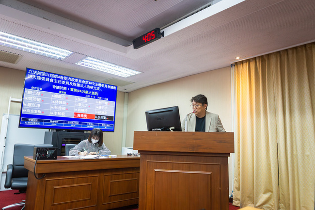 爭取港澳包機直飛台東　黃建賓盼中央獎勵推動 | 華視新聞