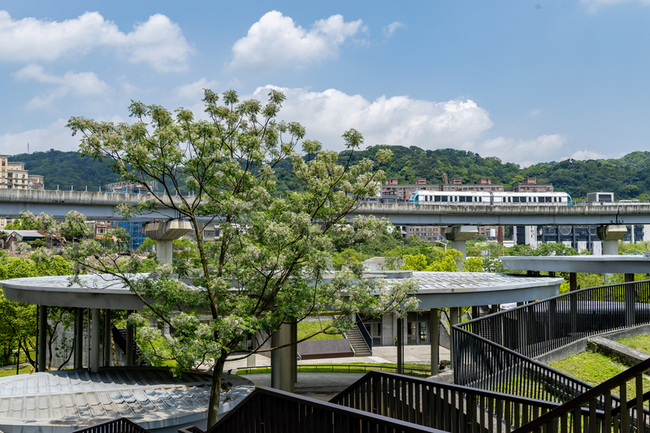 捷運三鶯線通車倒數　新北拚觀光與庶民經濟 | 華視新聞