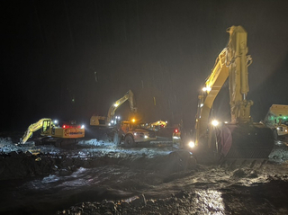 水利署：徹夜趕工完成河道改道及封堵　明利村已無淹水