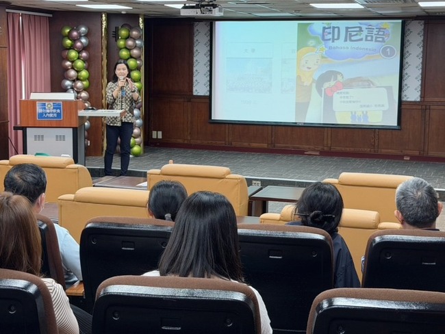 印尼新住民吳曉雯在台傳授母語 傳遞多元文化 | 華視新聞