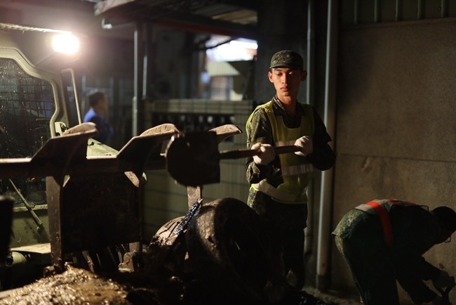 1144名兵力挺進蘇澳　TAK套件建立救災共同圖像 | 華視新聞