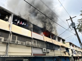 台南歸仁民宅火警延燒5間　暫無人傷亡