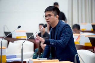 議員憂加碼育兒補助失公平　竹市府：採分流機制