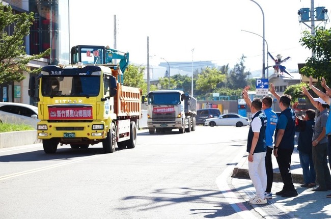 新竹縣寶山清潔隊赴花蓮助復原　完成首波支援 | 華視新聞
