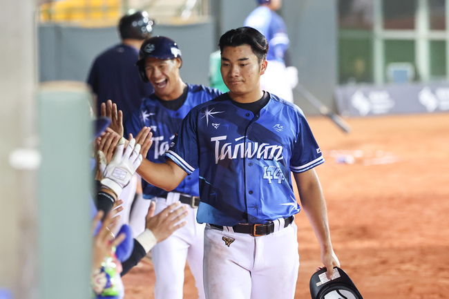 曾昱磬3安1打點獲MVP　冬盟台灣海洋勝韓職聯隊 | 華視新聞