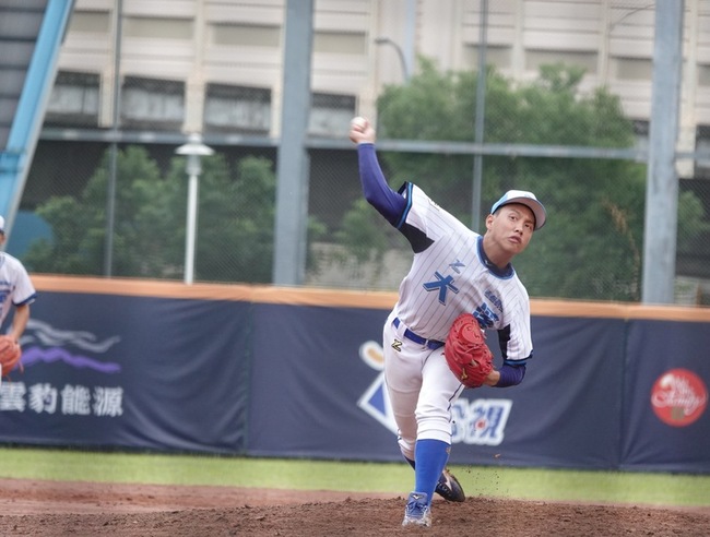 黑豹旗青棒賴謙凡中繼穩守  大溪擊敗花體晉16強 | 華視新聞