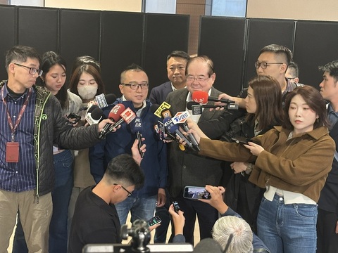 鄭麗文黃國昌19日會面　李乾龍：藍白記取2024教訓