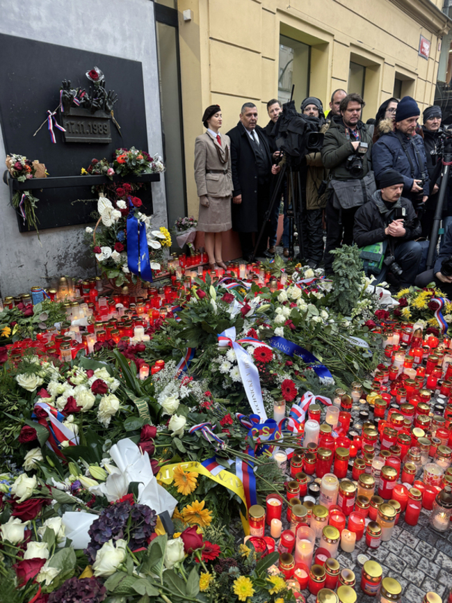 捷克街頭歡慶自由民主  紀念絲絨革命推翻共產政權 | 華視新聞