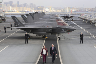 英威爾斯親王號航艦地中海演訓　宣告達完全作戰能力