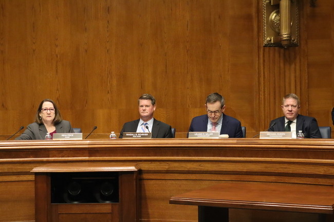 薛瑞福美國國會抨擊薛劍提斬首：絕無任公職資格 | 華視新聞