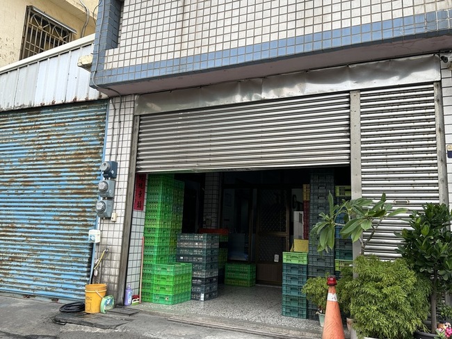 龍忠蛋行稱信任主管機關進貨　下游不滿指不負責 | 華視新聞