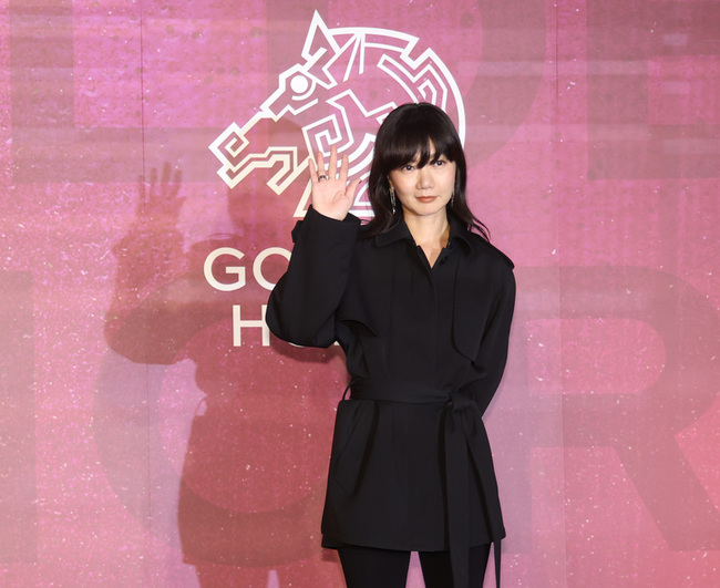 韓影后裴斗娜稱演戲是天職　讚台灣是美食天堂 | 華視新聞